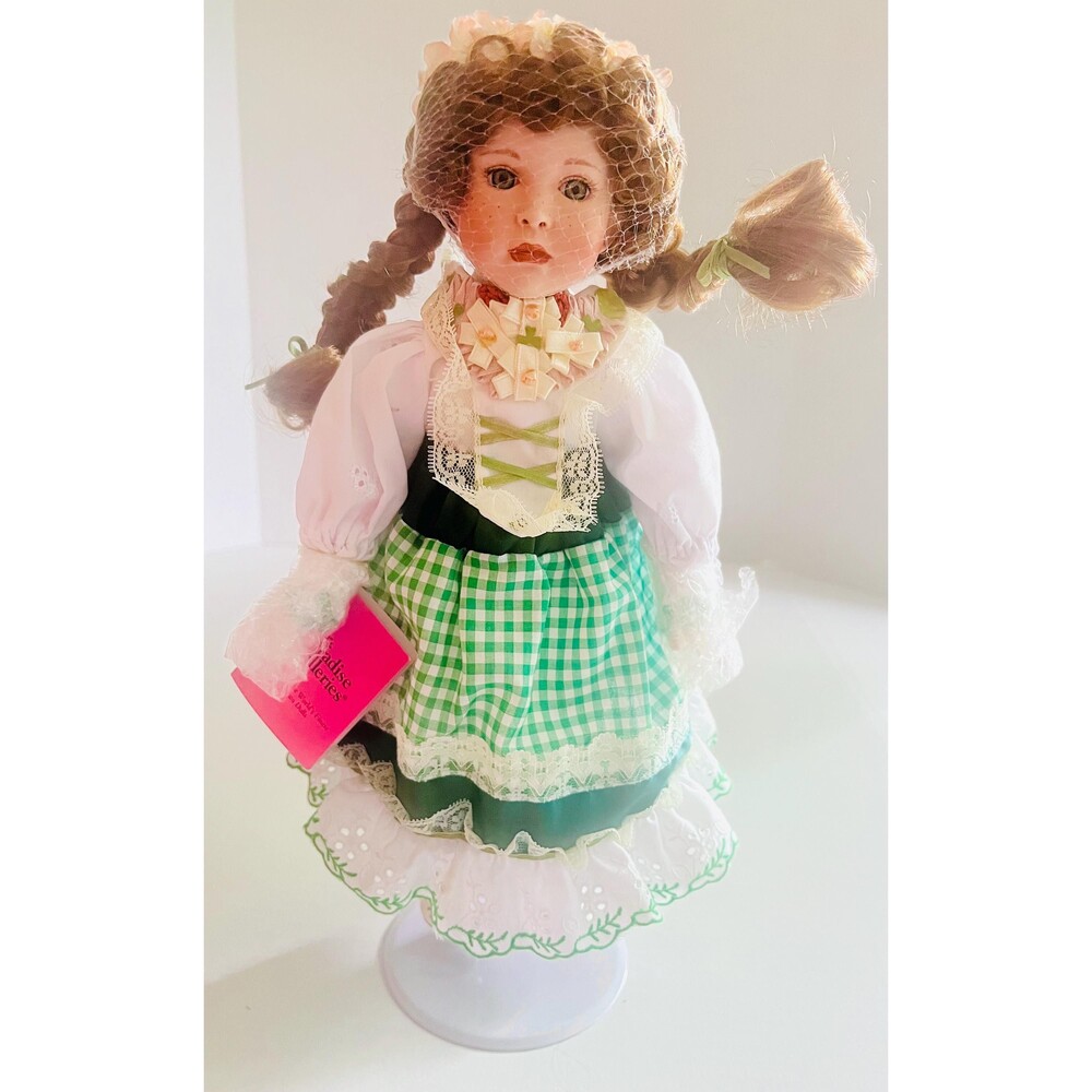 Paradise Galleries Kelly porcelain Irish musical dol